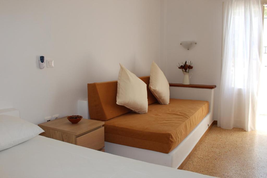 Hotel Kamari Kamares  الغرفة الصورة